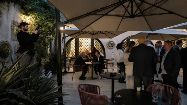 Eveniment la Vila Tătărescu (1)